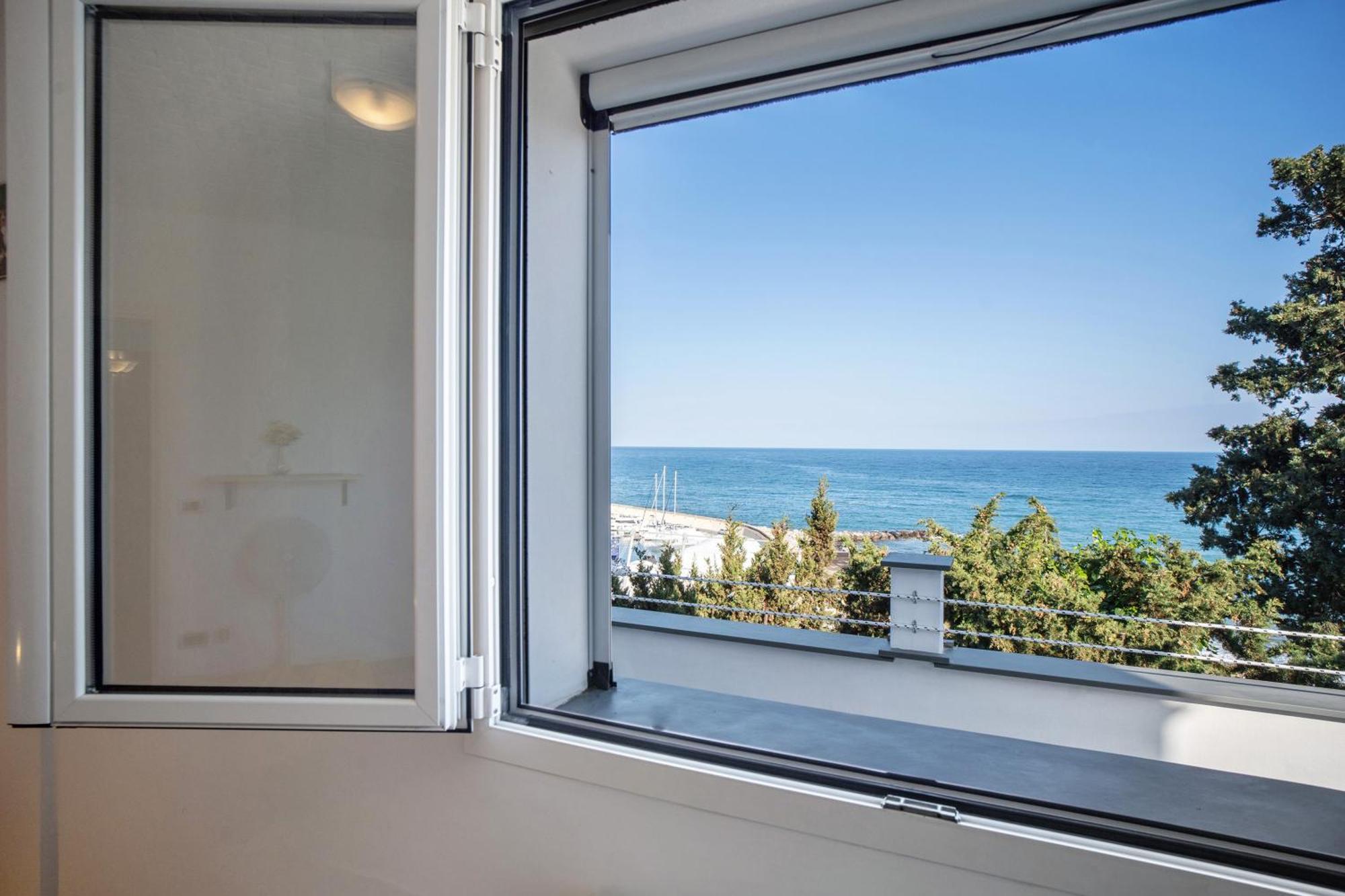 Appartement Alba Marina à San Lorenzo al Mare Extérieur photo